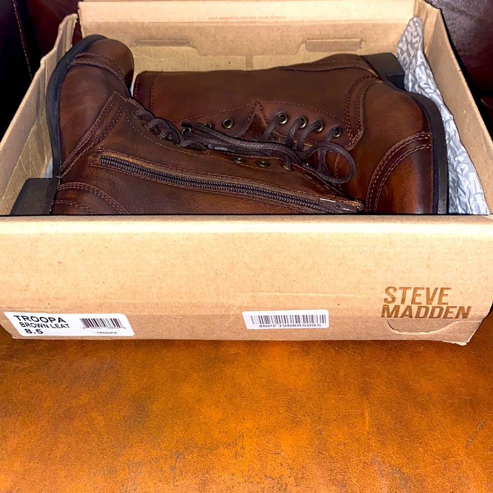 Steve Madden brown leather boots brand new never worn